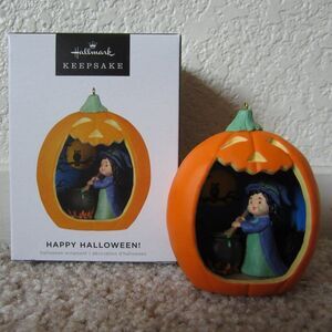 Happy Halloween! witch pumpkin 2022 Hallmark Halloween ornament